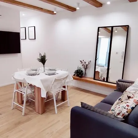 Estupendo Piso De 2 En La Gran Via. A/a. Wifi. Salamanca