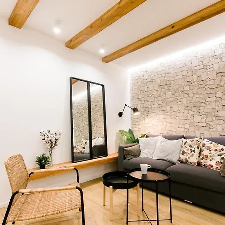 Estupendo Piso De 2 En La Gran Via. A/a. Wifi. Apartman Salamanca