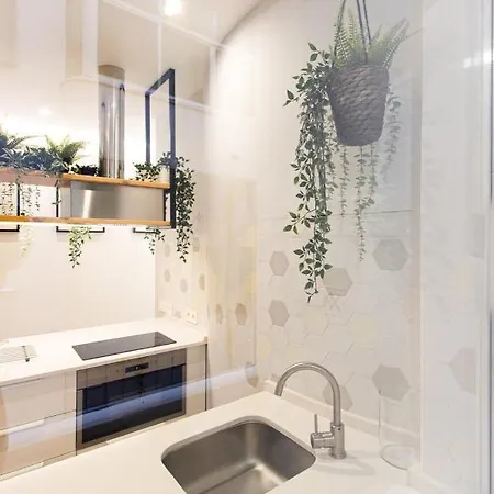 Estupendo Piso De 2 En La Gran Via. A/a. Wifi. * Salamanca