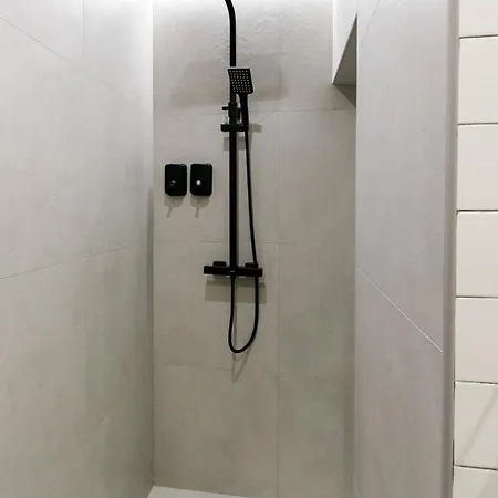 Estupendo Piso De 2 En La Gran Via. A/a. Wifi. Lejlighed