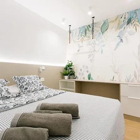 Apartman Estupendo Piso De 2 En La Gran Via. A/a. Wifi.