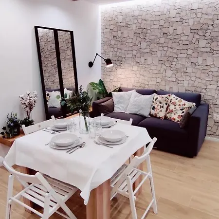 Lejlighed Estupendo Piso De 2 En La Gran Via. A/a. Wifi.