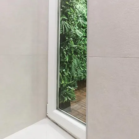 Lejlighed Estupendo Piso De 2 En La Gran Via. A/a. Wifi.