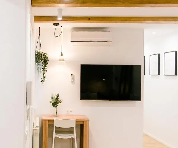 Apartmán Estupendo Piso De 2 En La Gran Via. A/a. Wifi. *