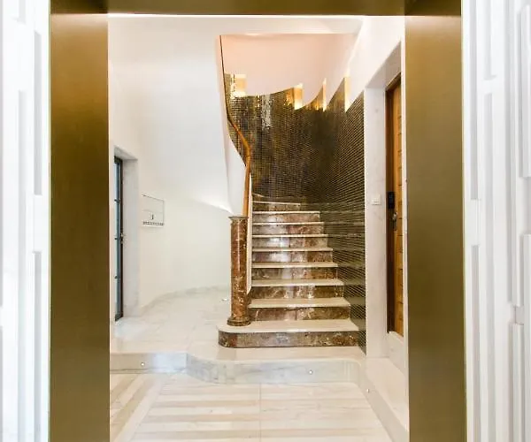 Estupendo Piso De 2 En La Gran Via. A/a. Wifi.