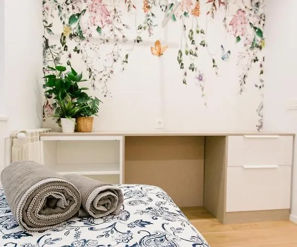 Estupendo Piso De 2 En La Gran Via. A/a. Wifi. Apartmán