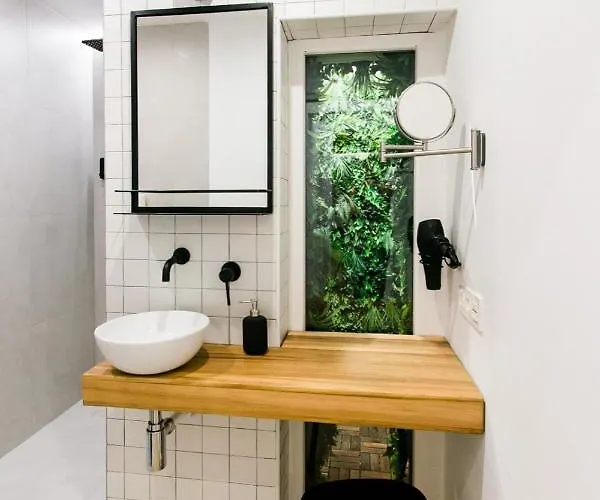 Estupendo Piso De 2 En La Gran Via. A/a. Wifi. * Salamanka