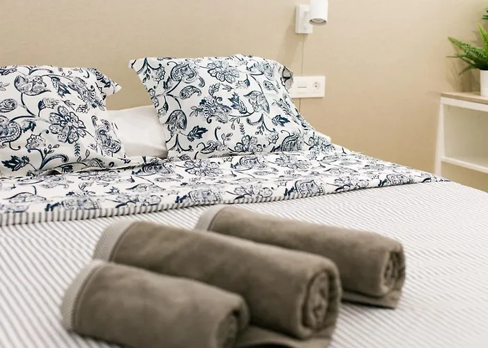 Estupendo Piso De 2 En La Gran Via. A/a. Wifi. Apartmán *